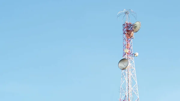 Large Communication Tower Background Sky Telephone Towers Space Content — Zdjęcie stockowe