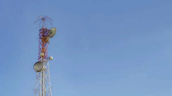 Large Communication Tower Background Sky Telephone Towers Space Content — Stockfoto