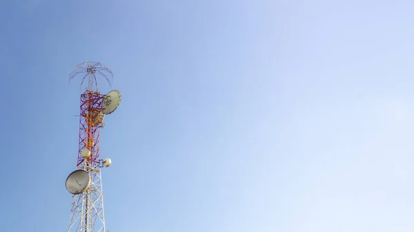 Large Communication Tower Background Sky Telephone Towers Space Content — Zdjęcie stockowe