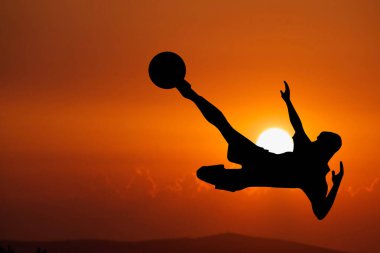 Bu güzel akşamda basketbolcu. spor konsepti