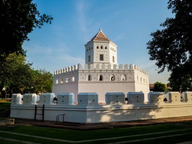 24 Şubat 2022 'de Bangkok' un Eski Kenti, Bangkok, Tayland turu sırasında çok güzel bir topçu kalesi..