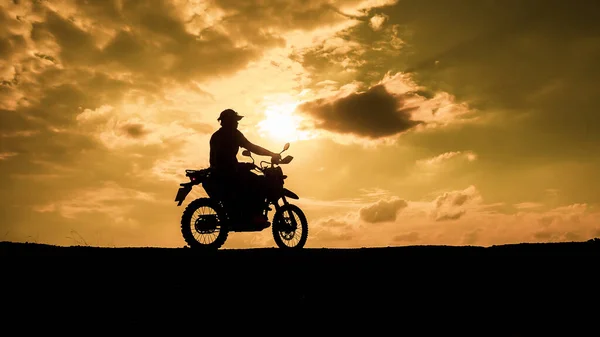 Τουρίστες Μοτοσικλέτες Motocross Περιπέτεια Τουρίστες Μοτοσικλέτες Ιδέες Εορταστικών Εκδηλώσεων Ανδρών — Φωτογραφία Αρχείου