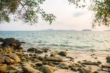 Akşamları deniz manzarası. Koh Chang Denizi, Trat Eyaleti, Tayland