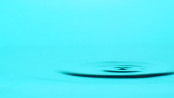 Gotas Água Salpicos Gota Água Azul Respingo Gota Água Redonda — Vídeo de Stock
