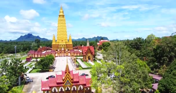 Aerial View Large Temple Thailand Beautiful Very Popular Tourist Destination — Wideo stockowe