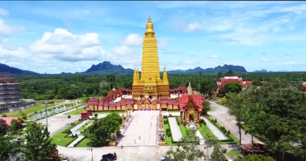Aerial View Large Temple Thailand Beautiful Very Popular Tourist Destination — Vídeo de stock
