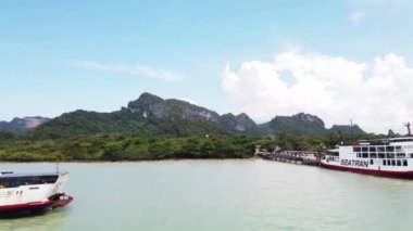 Tayland 'da Koh Samui' nin deniz manzarası. Tayland Turizm Konsepti İnanılmaz Tayland