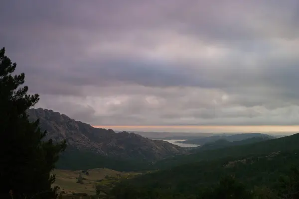 Paisagem Vista Natureza Montanhas Céu Livre Nuvens — Fotografia de Stock