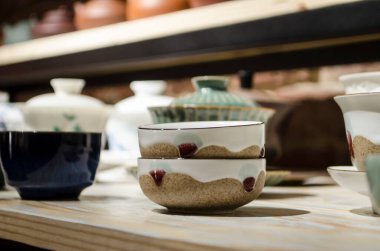 Çin çay seremonisi için kadehler. Ev gereçleri fotoğrafı.