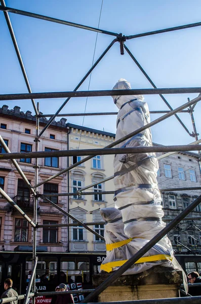 Lwiw Schützt Historische Skulpturen Vor Bombardierungen Krieg Der Ukraine Foto — Stockfoto