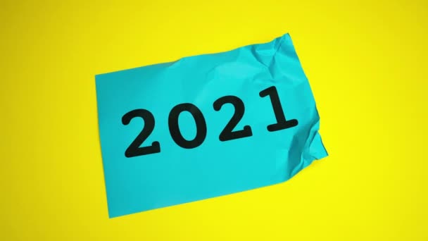 Sheet Paper Year 2021 Written Which Torn Reopens Year 2022 — Stock Video