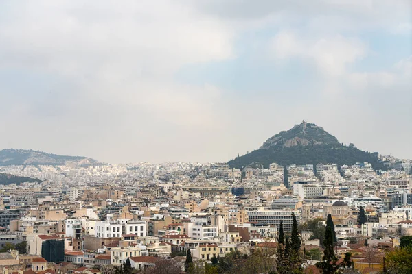 希腊雅典 2021年11月市中心的Lycabettus山景观 — 图库照片