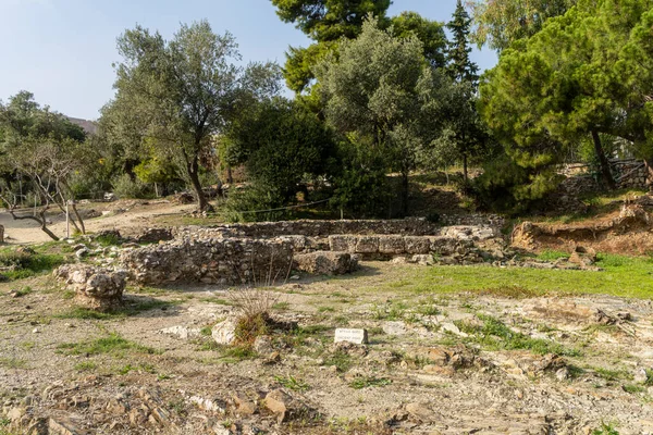 ギリシャのアテネ 2021年11月 広大な寺院は紀元前6世紀に始まりました ゼウスに捧げられたもっと古い野外の聖域の場所で — ストック写真