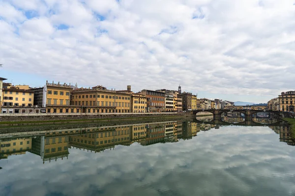 Florence Italië Januari 2022 Santa Trinita Brug Rivier Arno Een — Stockfoto