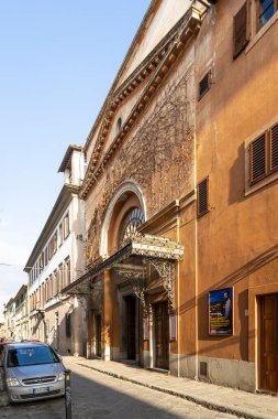 Floransa, İtalya. Ocak 2022. Şehrin tarihi merkezindeki Teatro della Pergola 'nın dış cephesi.
