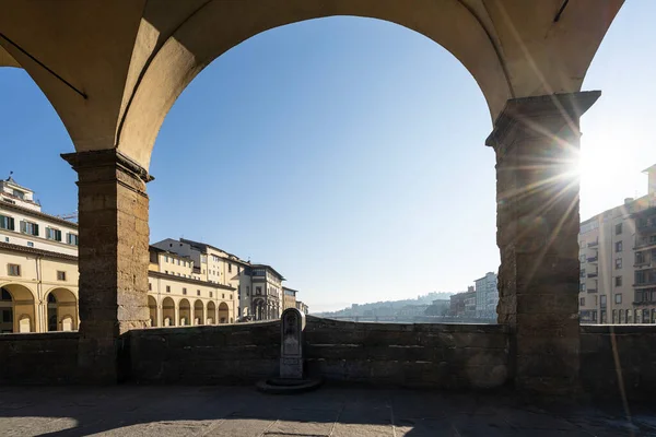 Florencia Italia Enero 2022 Los Arcos Los Edificios Puente Viejo — Foto de Stock
