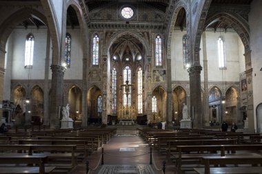 Floransa, İtalya. Ocak 2022. Şehir merkezindeki Santa Croce Bazilikası 'nın içi.