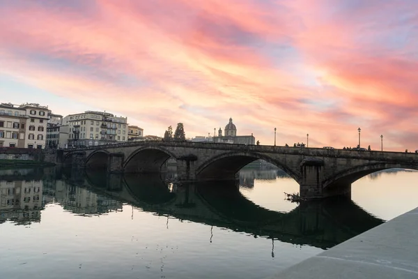Florencja Włochy Styczeń 2022 Widok Ponte Alla Carraia Most Nad — Zdjęcie stockowe