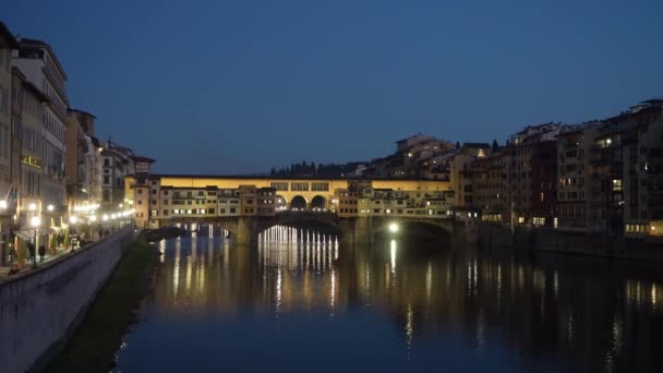 Florence Italy January 2022 Night View Ponte Vecchio Bridge Arno — Stock Video