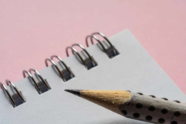 Tip Pencil Spiral Notepad — Stock Photo, Image