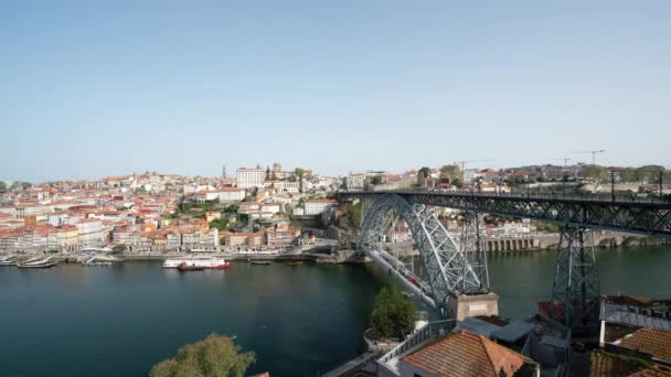 Porto Portugalia Marzec 2022 Widok Most Dom Luis Przez Rzekę — Wideo stockowe