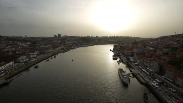 Porto Portugalia Marzec 2022 Widok Panoramiczny Rzekę Douro Centrum Miasta — Wideo stockowe