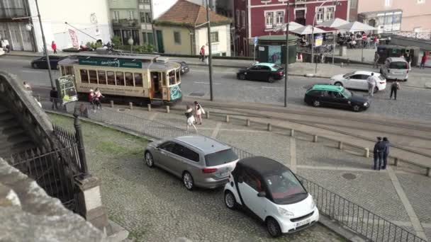 Porto Portugalsko Březen 2022 Průjezd Staré Tramvaje Ulicích Centra Města — Stock video
