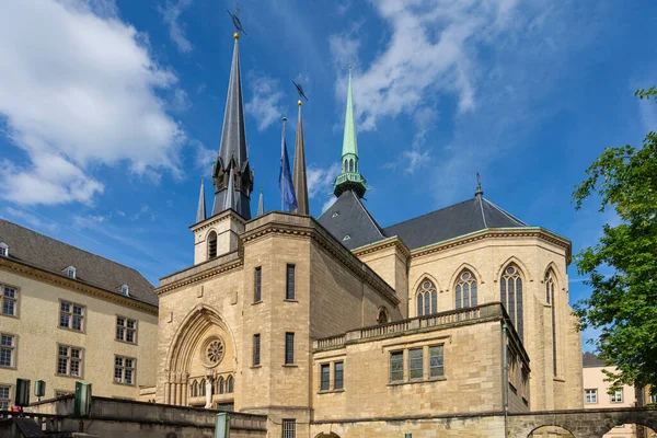 Luxembourg Város 2022 Május Részlet Külső Kilátás Notre Dame Katedrális — Stock Fotó