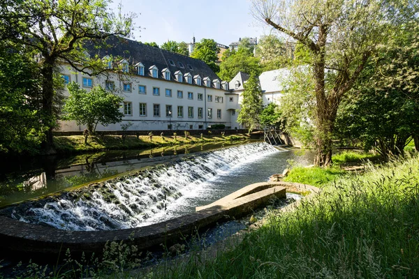 Kleine Watervallen Aan Rivier Alzette Wijk Pfaffenthal Het Centrum — Stockfoto