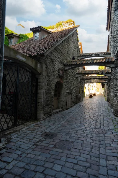 Tallinn Estonia July 2022 View Medieval Narrow Street Katarina Kik — Fotografia de Stock