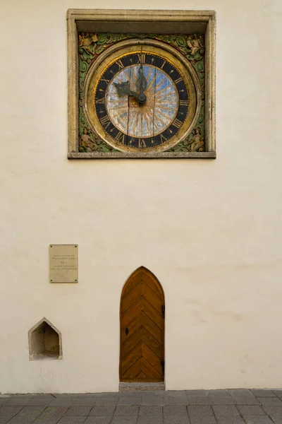 Tallinn Estonia July 2022 Old Wooden Clock Esternal Wall Holy — Fotografia de Stock