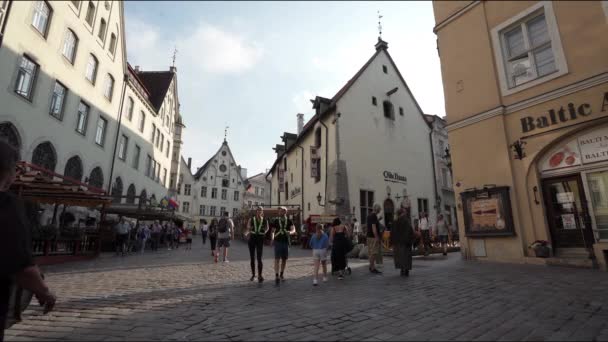 Tallinn Estonia July 2022 People Walk Typical Street Historic Center — Stock Video