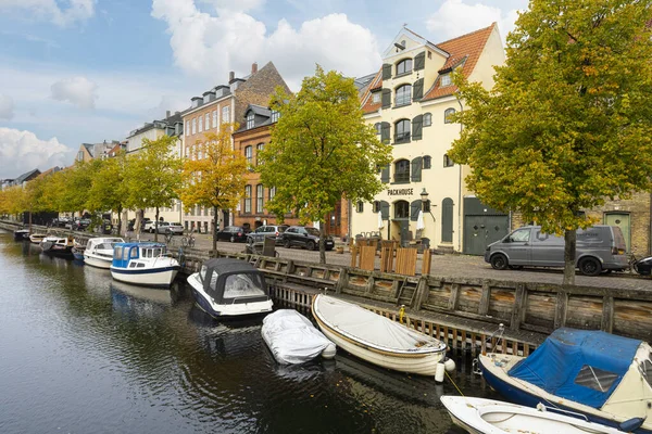 Copenhague Dinamarca Octubre 2022 Vista Los Barcos Amarrados Largo Del — Foto de Stock