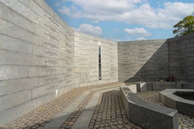 Kopenhag, Danimarka. Ekim 2022. 1948 'den sonra Danimarka Anıtı' nın şehir merkezindeki Kastellet Kalesi 'ndeki uluslararası faaliyetlerinin görüntüsü