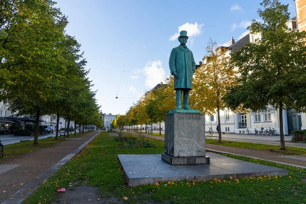 Copenhaga Dinamarca Outubro 2022 Estátua Carl Frederik Tietgen Uma Rua — Fotografia de Stock
