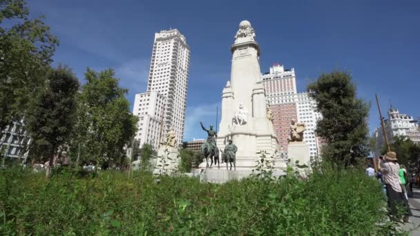 Madrid Espagne Septembre 2022 Statue Équestre Pierre Bronze Miguel Cervantes — Video