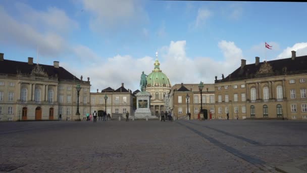 Kopenhag Danimarka Ekim 2022 Şehir Merkezindeki Amalienborg Slotsplad Meydanının Panoramik — Stok video
