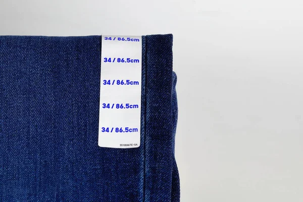 Сині Джинси Джинсові Розміром Етикетки Колекційні Джинси Складені Розміром Етикетки — стокове фото