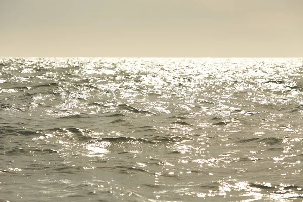 Горизонтальне Море Хвилями Після Шторму Іглер Воді Морська Вода Відблиском — стокове фото