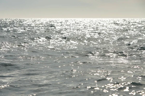 Горизонтальне Море Хвилями Після Шторму Іглер Воді Морська Вода Відблиском — стокове фото