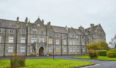 İrlanda, Dublin 'deki Whitehall Koleji binası..