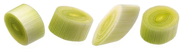 Нарезанный лук-порей, нарезанный зеленый лук изолирован, полная глубина резьбы — стоковое фото