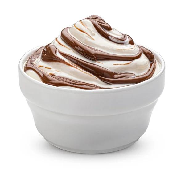Ijs Met Chocolade Topping Bevroren Yoghurt Met Chocolade Geïsoleerd Witte — Stockfoto
