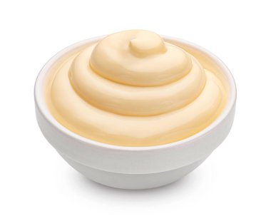 Mayonez, kırpma yolu ile beyaz arkaplanda izole edildi, tam alan derinliği