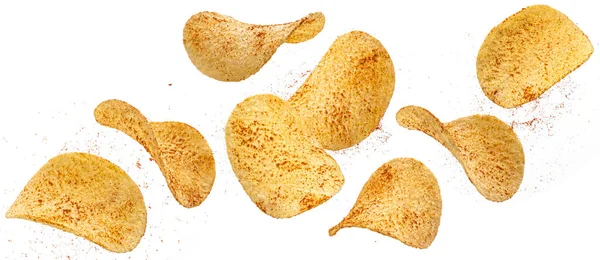 Fallande Kryddig Potatis Chips Med Varm Chilipeppar Isolerad Vit Bakgrund — Stockfoto