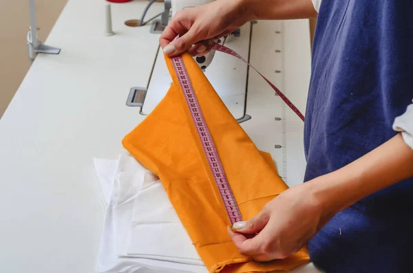 Tissue Measurement Women Hands Tailoring Fashionable Design — Stock Photo, Image
