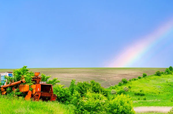 Very Beautiful Gentle Spring Photo Rainbow Field Rain Beautiful Rainbow — Stock Photo, Image