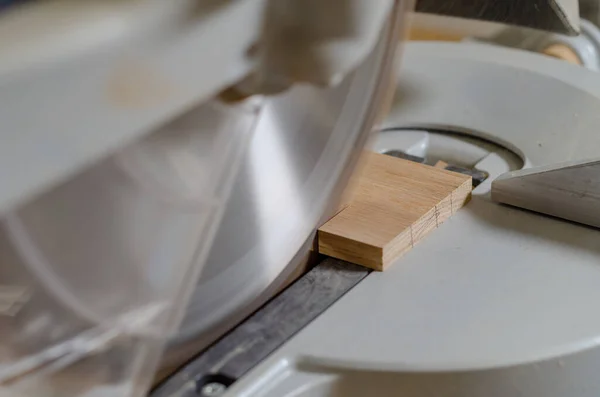 Cutting Wooden Board Carpentry Machine Woodworking Industry — ストック写真