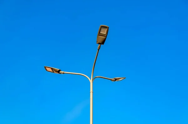 Iluminação Rua Moderna Lanterna Com Três Lâmpadas Led — Fotografia de Stock