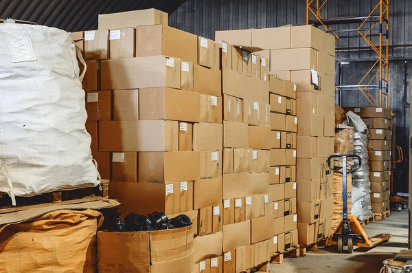 Cardboard Boxes Stacked Warehouse Boxes Goods Prepared Shipment Loader — Fotografia de Stock